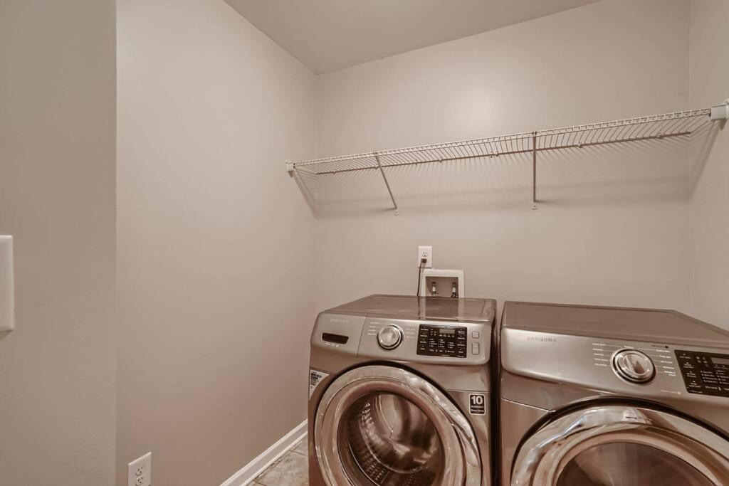 Collinsville Luxury Townhouse In Atlanta Suburbヴィラ エクステリア 写真