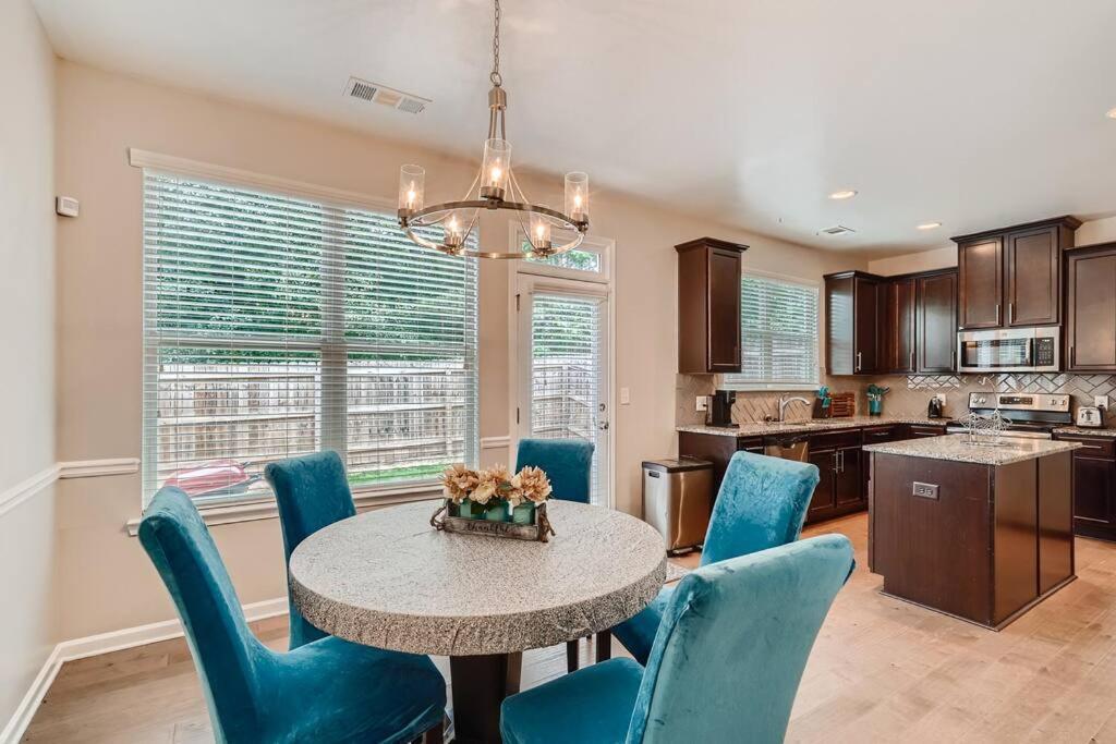 Collinsville Luxury Townhouse In Atlanta Suburbヴィラ エクステリア 写真